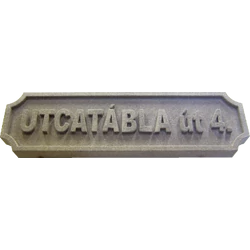 4. Utcatábla